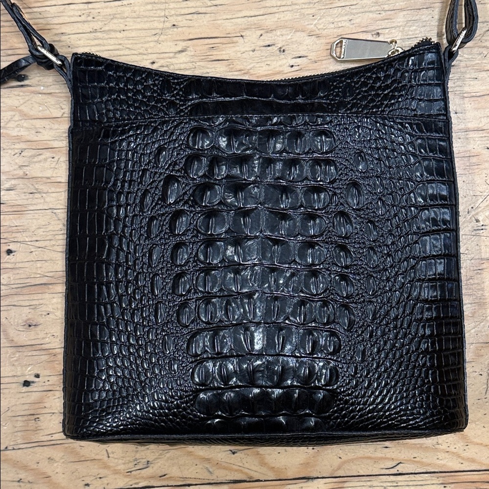 Brahmin Katie Black Croc-Embossed Crossbody Bag - Picture 5 of 8